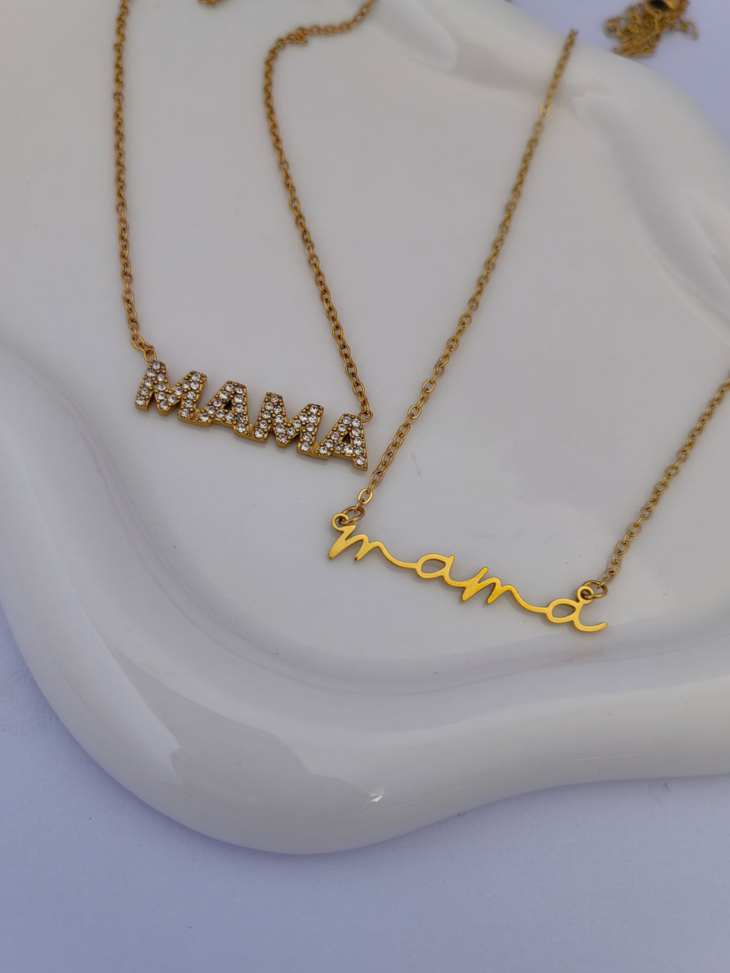 MAMA NECKLACE
