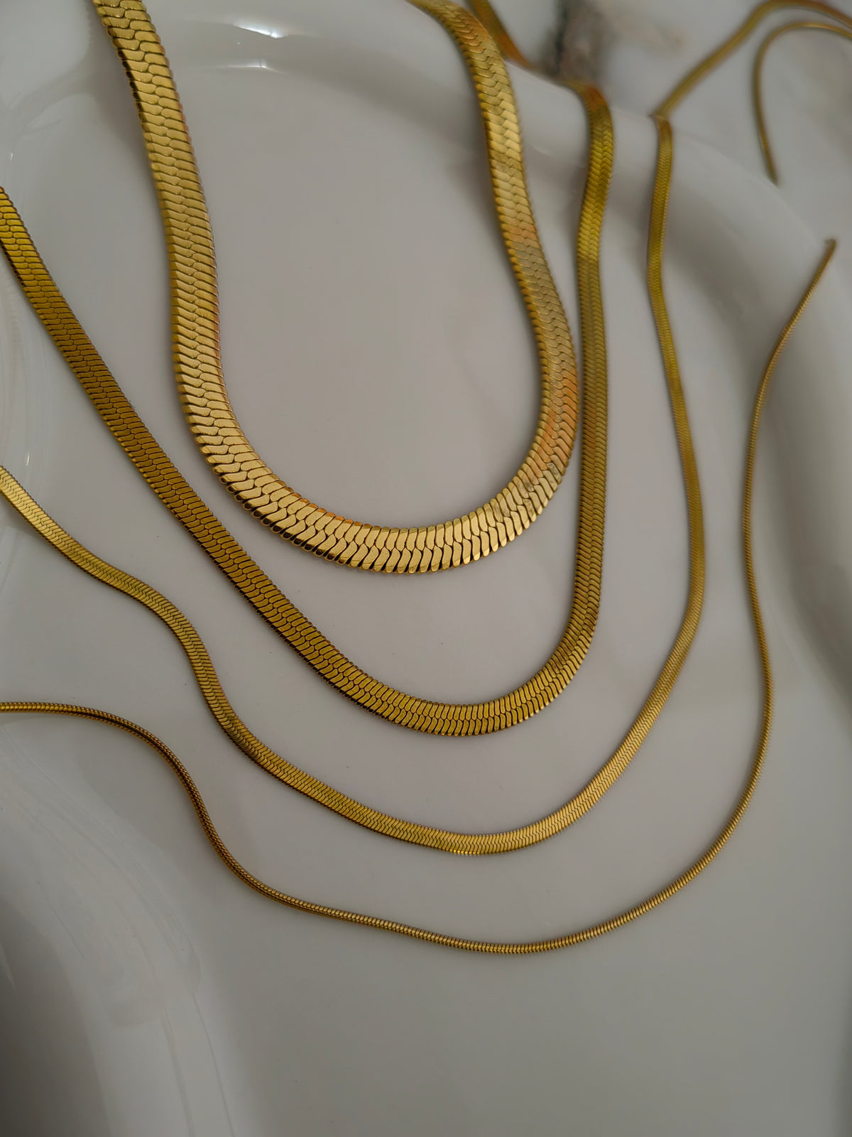 HERRINGBONE NECKLACE