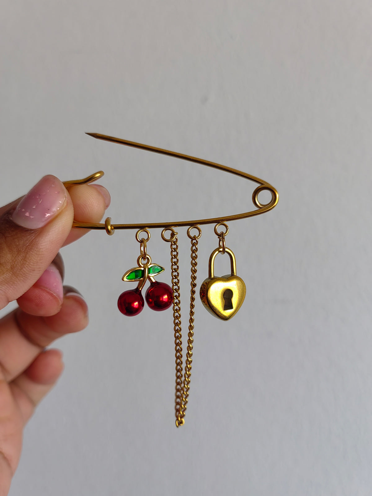 PIN BROOCH