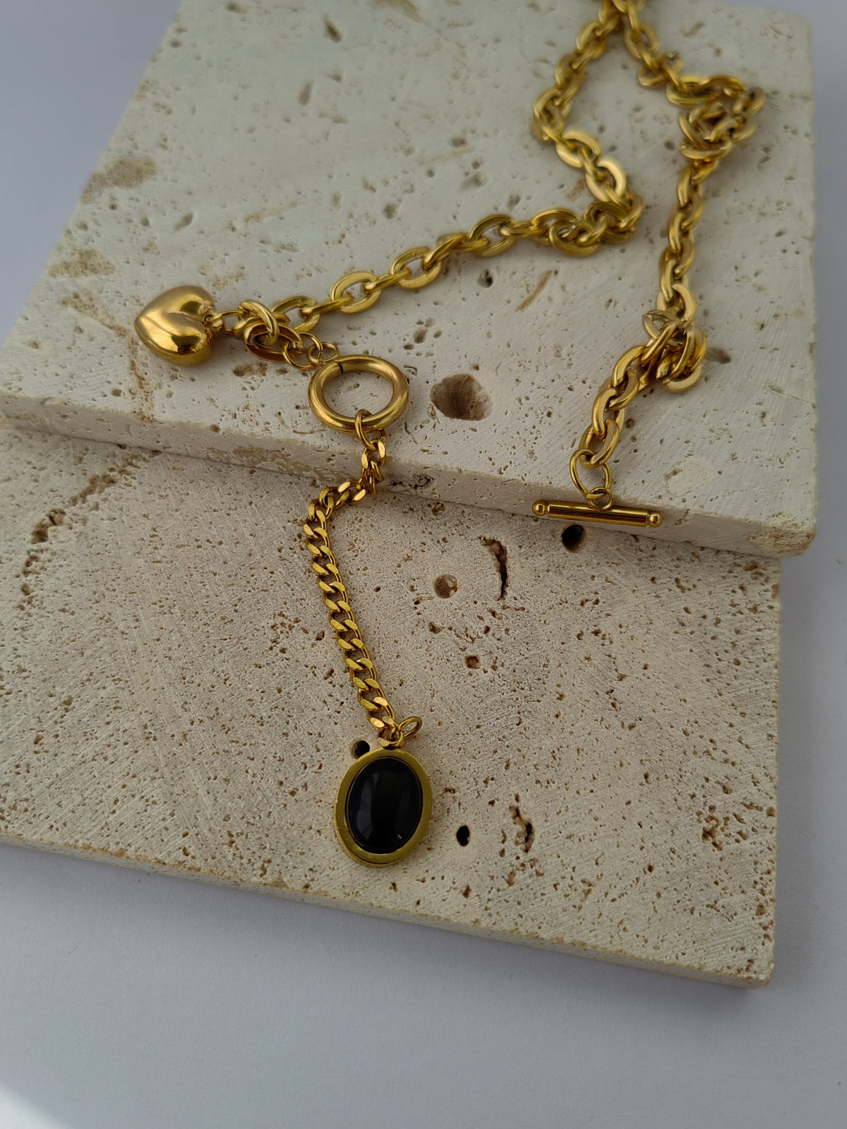 ONYX NECKLACE