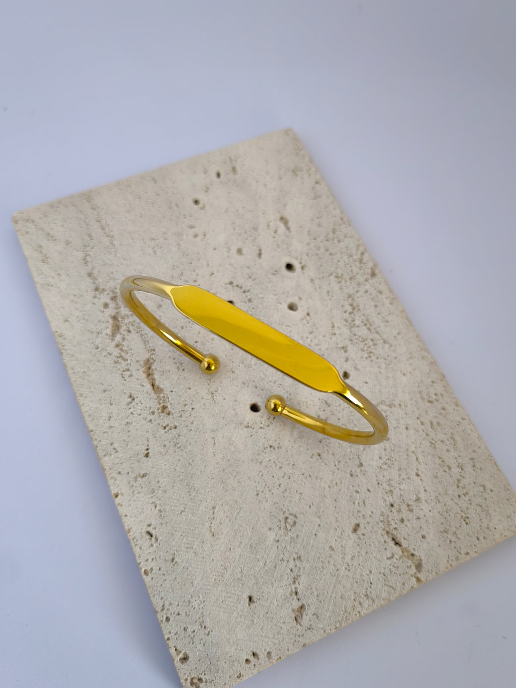 MEN'S BAR NAMEPLATE BANGLE