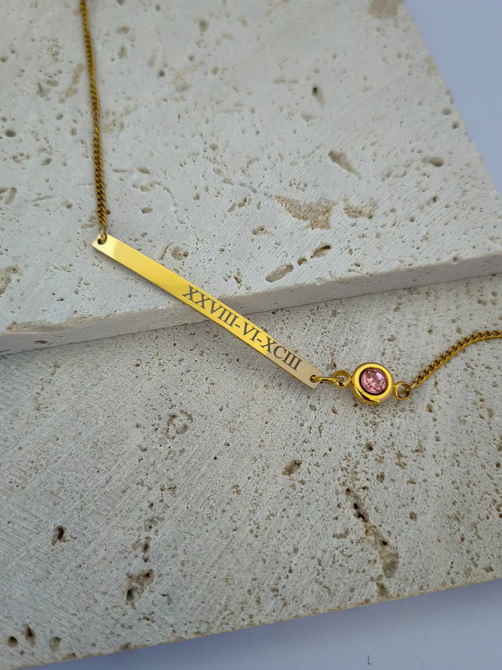 BIRTHSTONE NAMEPLATE BRACELET
