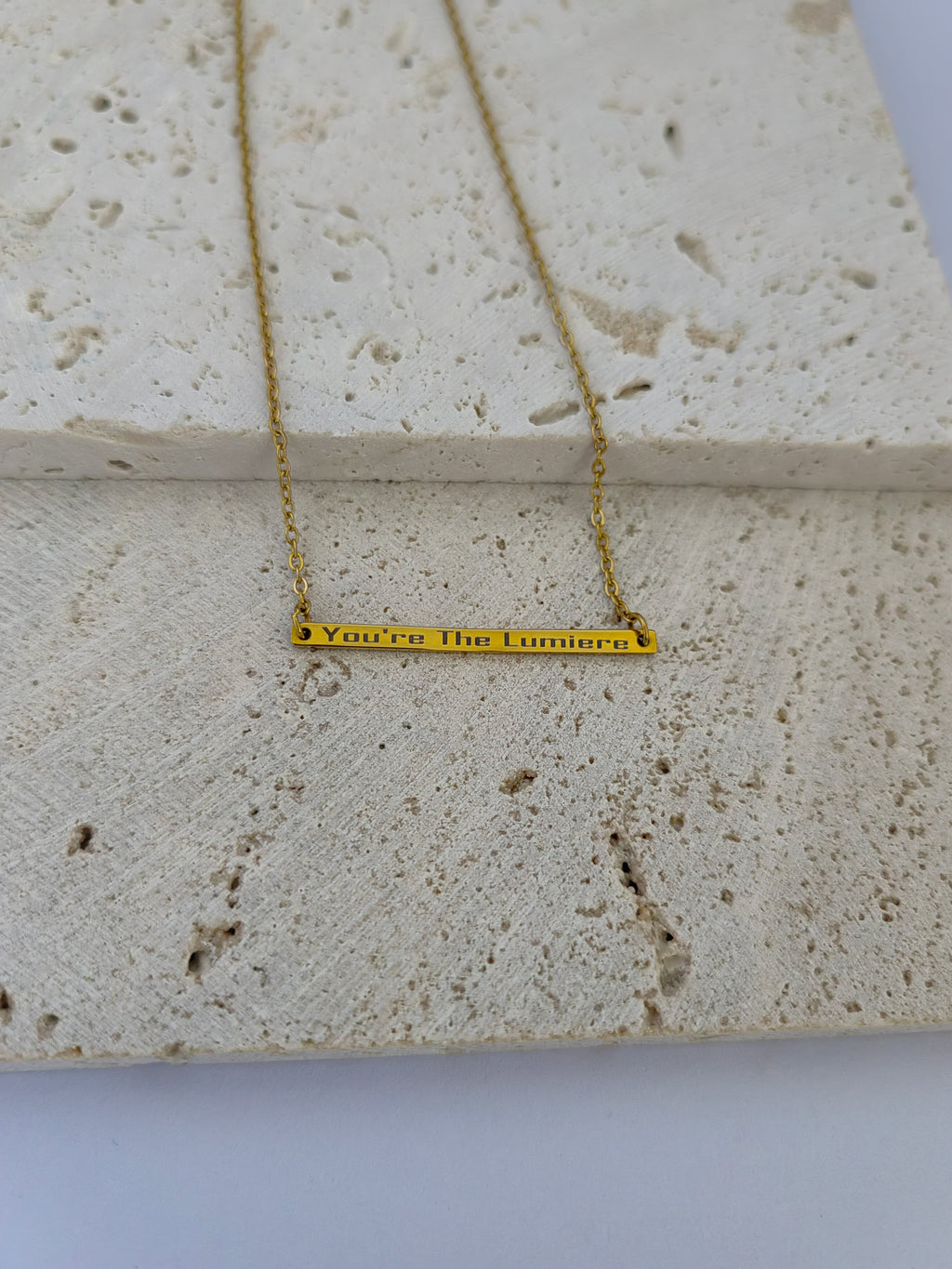 THIN NAMEPLATE NECKLACE
