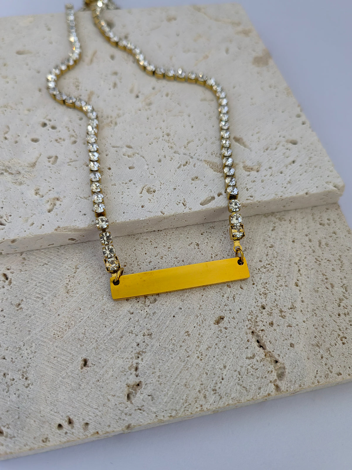 TENNIS NAMEPLATE NECKLACE