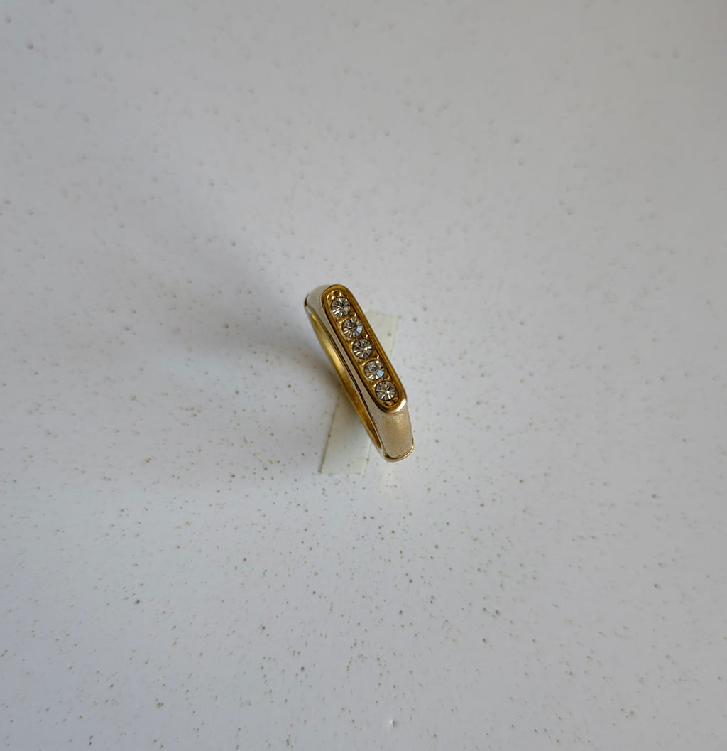 ECLIPSE RING