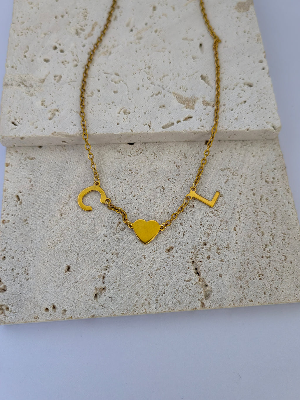 INITIAL CHAIN NECKLACE