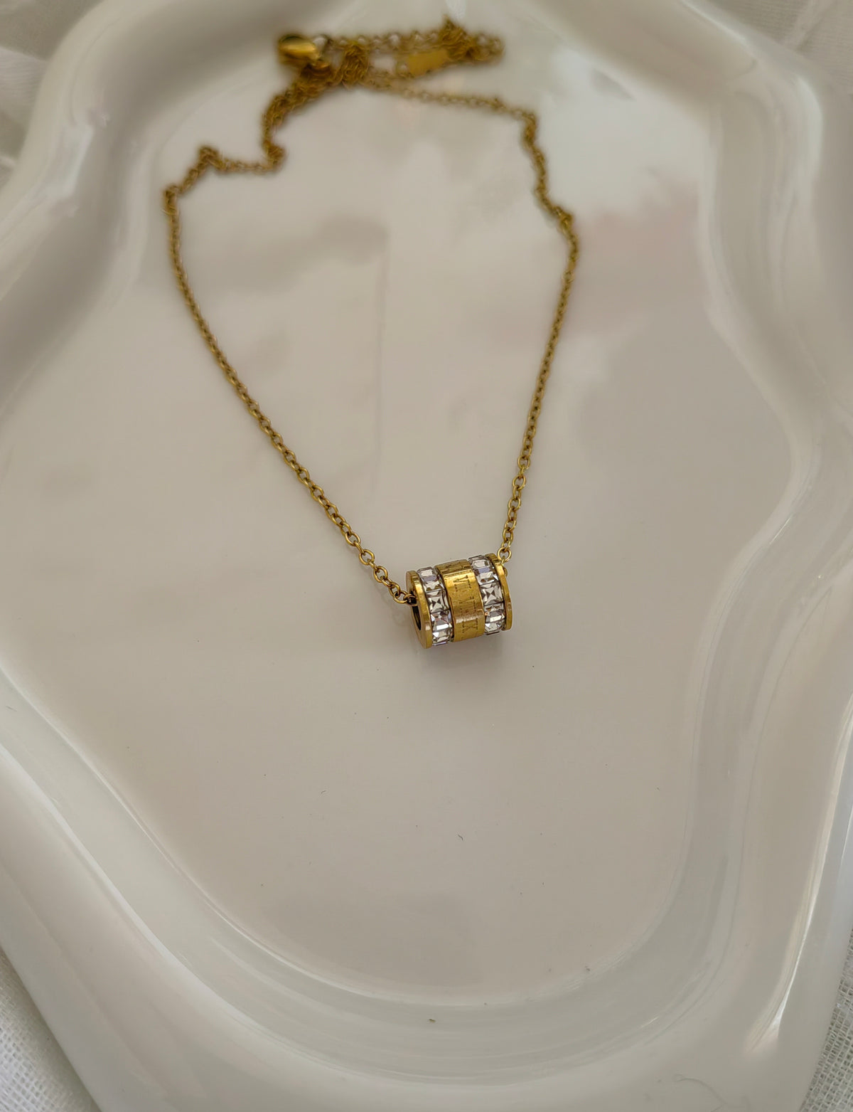 MOR NECKLACE