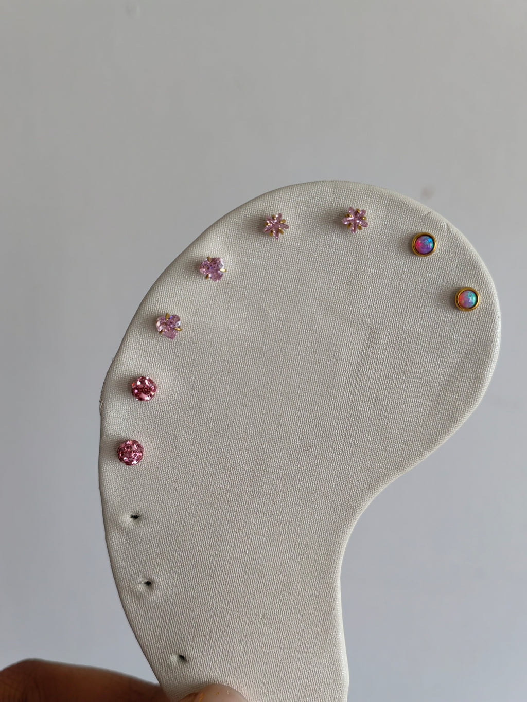 GIRLS PINK STUDS