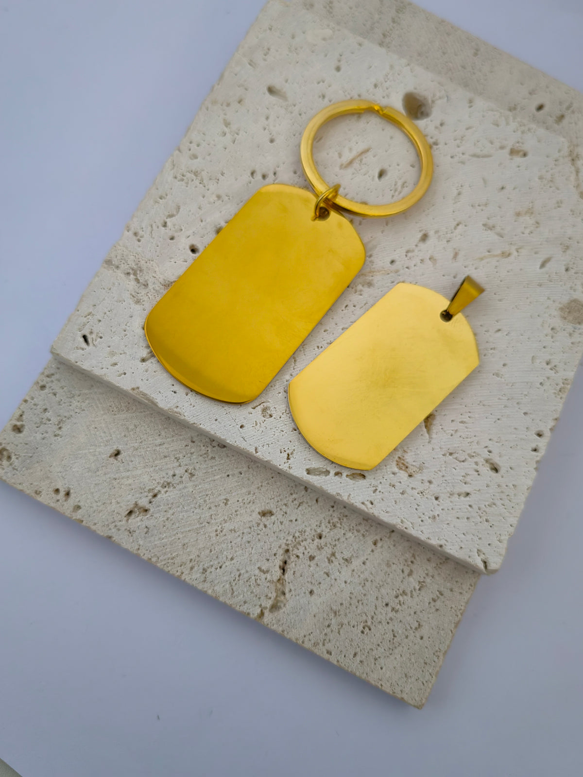 BAR KEYCHAIN