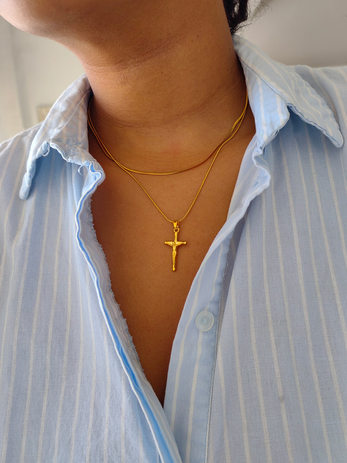 CRUCIFIX NECKLACE