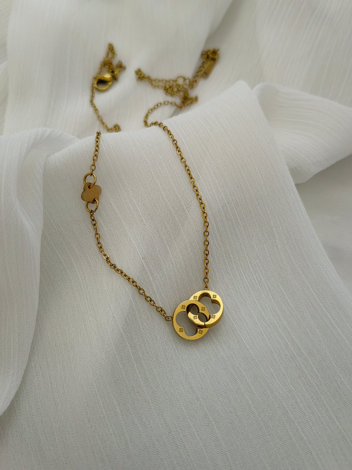 NELL NECKLACE