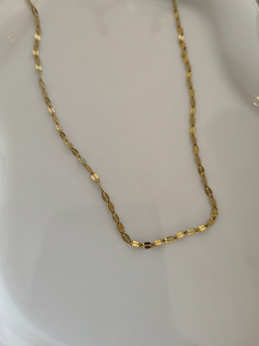 SPARKLE NECKLACE