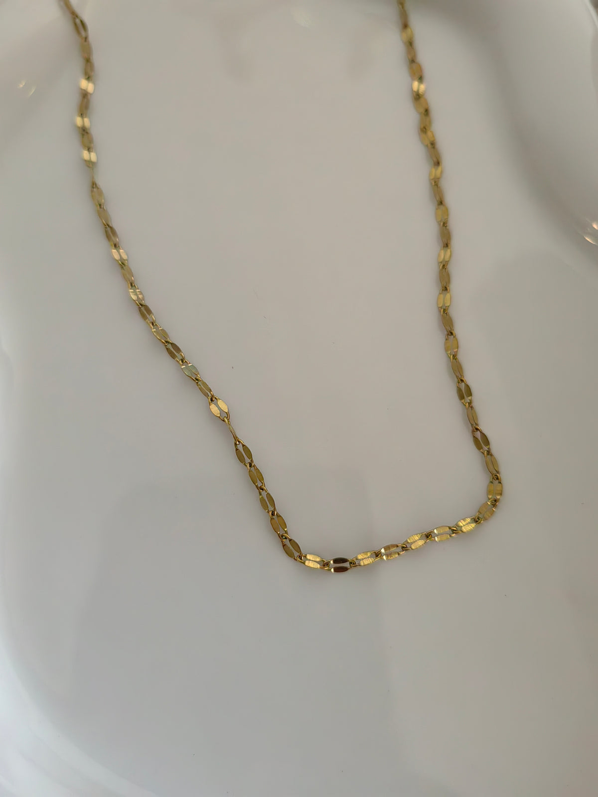 SPARKLE NECKLACE