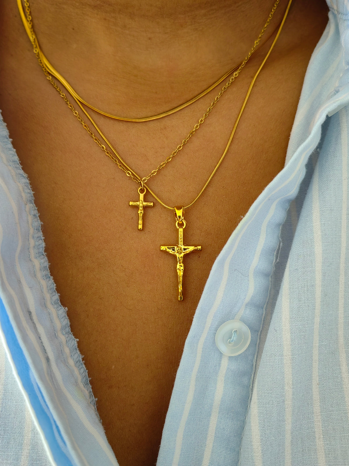 CRUCIFIX NECKLACE