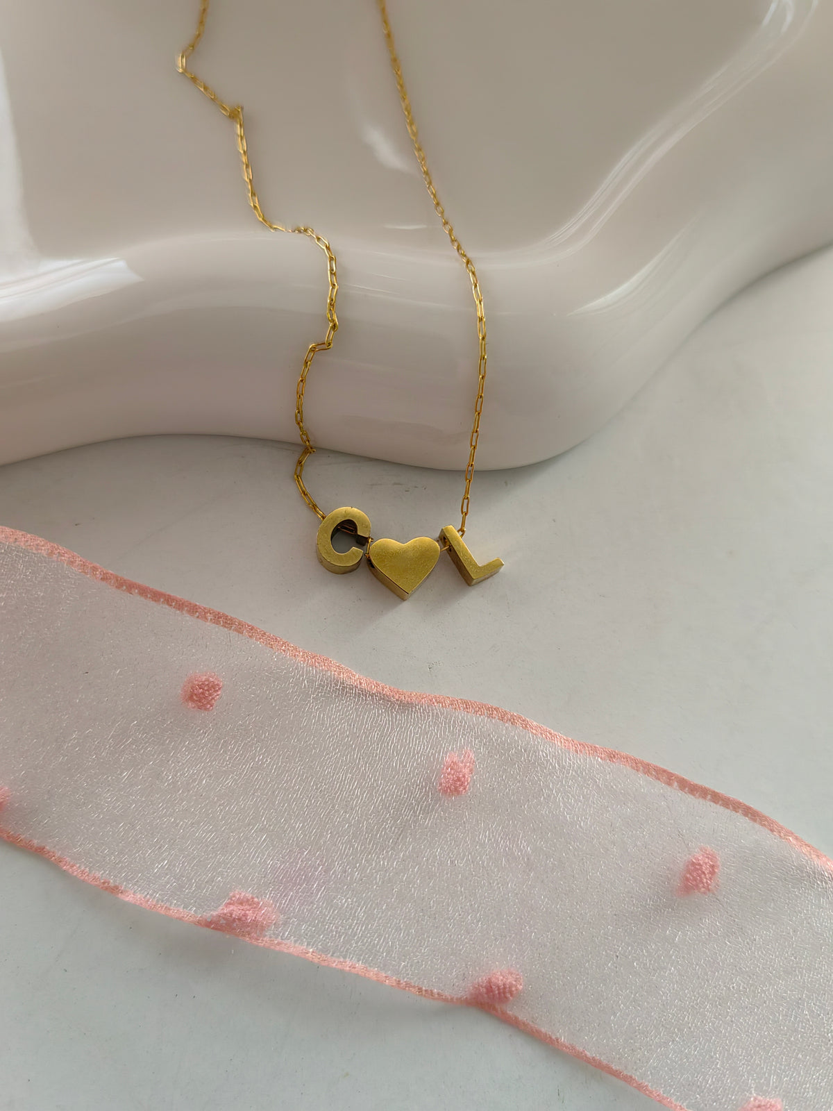 SOLID LOVE NECKLACE