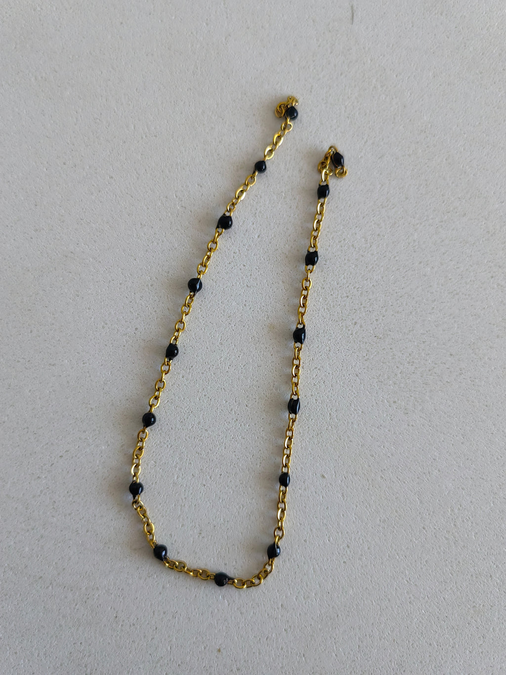 BLACK BEADS ANKLET