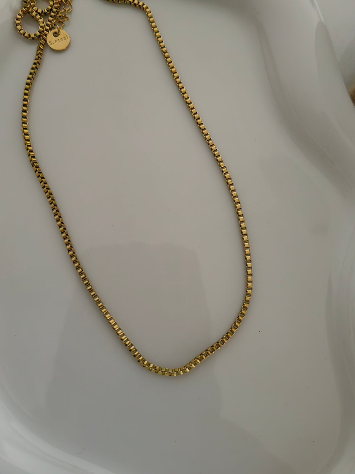 SMALL BOX NECKLACE