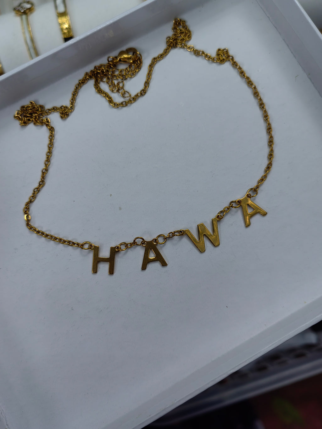 NAME LETTER NECKLACE